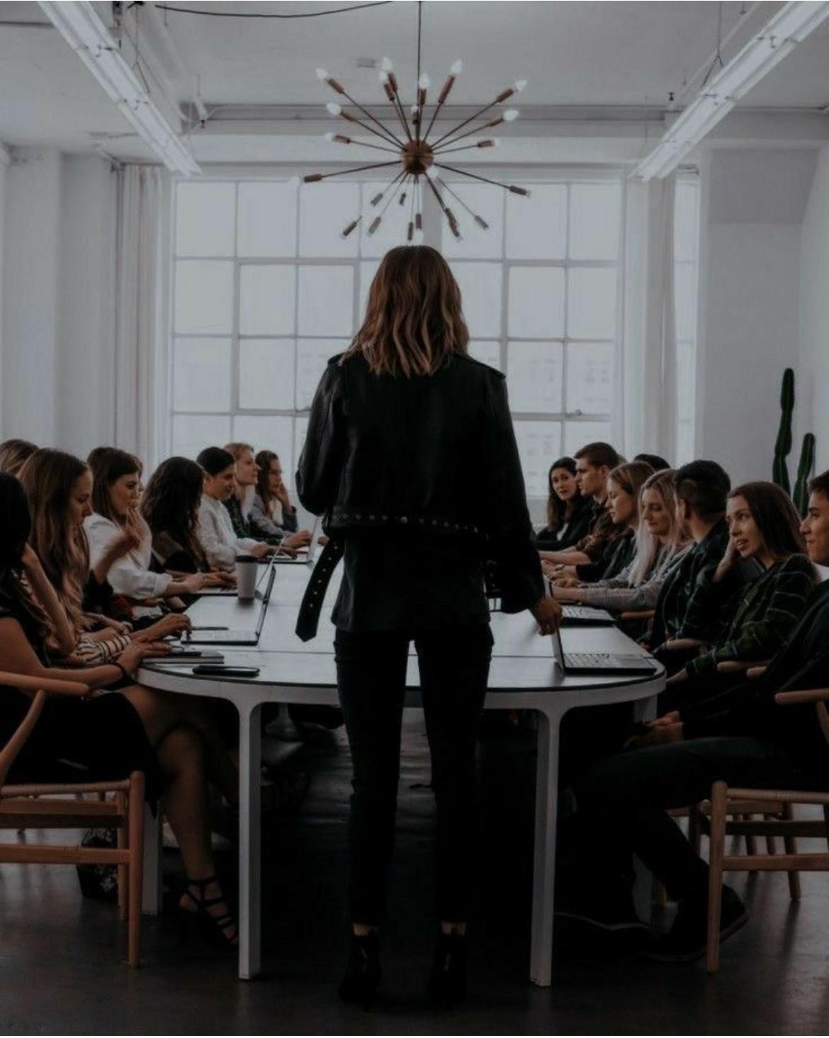 Féminin entrepreneur : un levier puissant pour transformer l’économie et la société